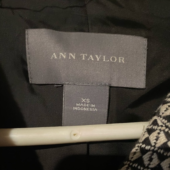 Ann Taylor Woman’s Overcoat - Picture 3 of 3